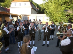 som06